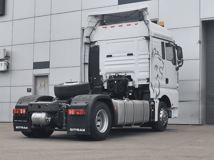 SITRAK C7H 4х2 АКПП